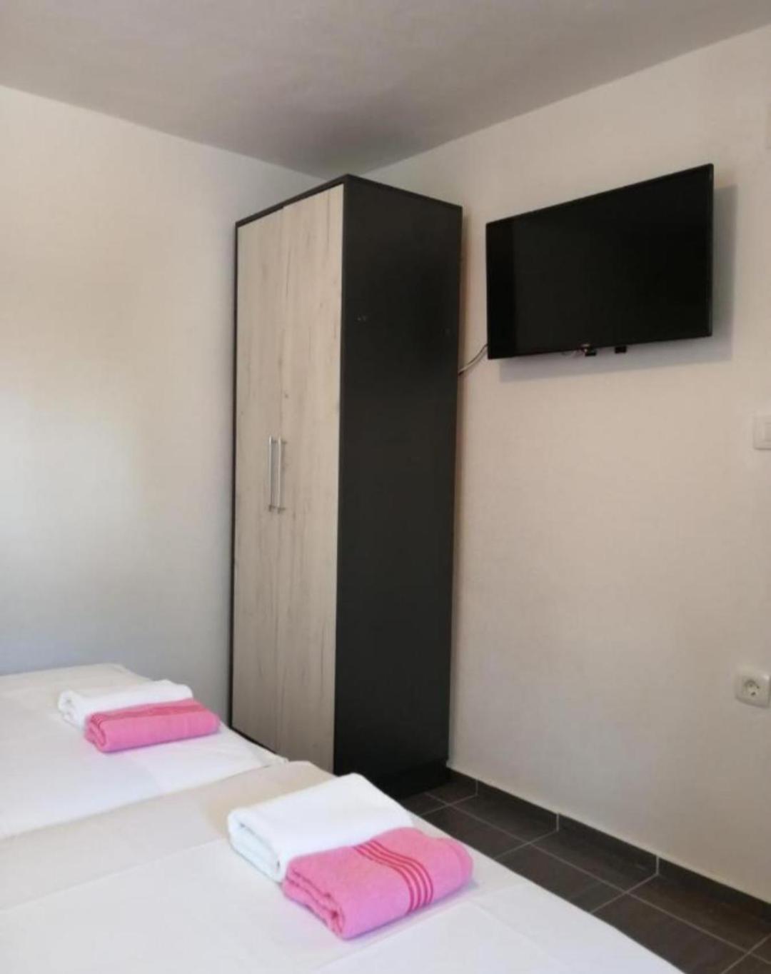 Sara Apartments Budva Szoba fotó